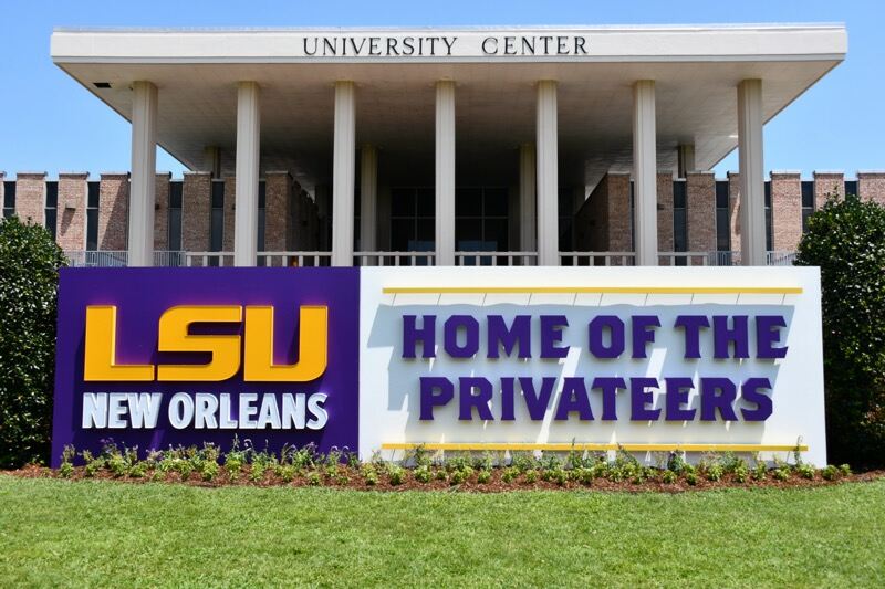 lsu new orleans sign