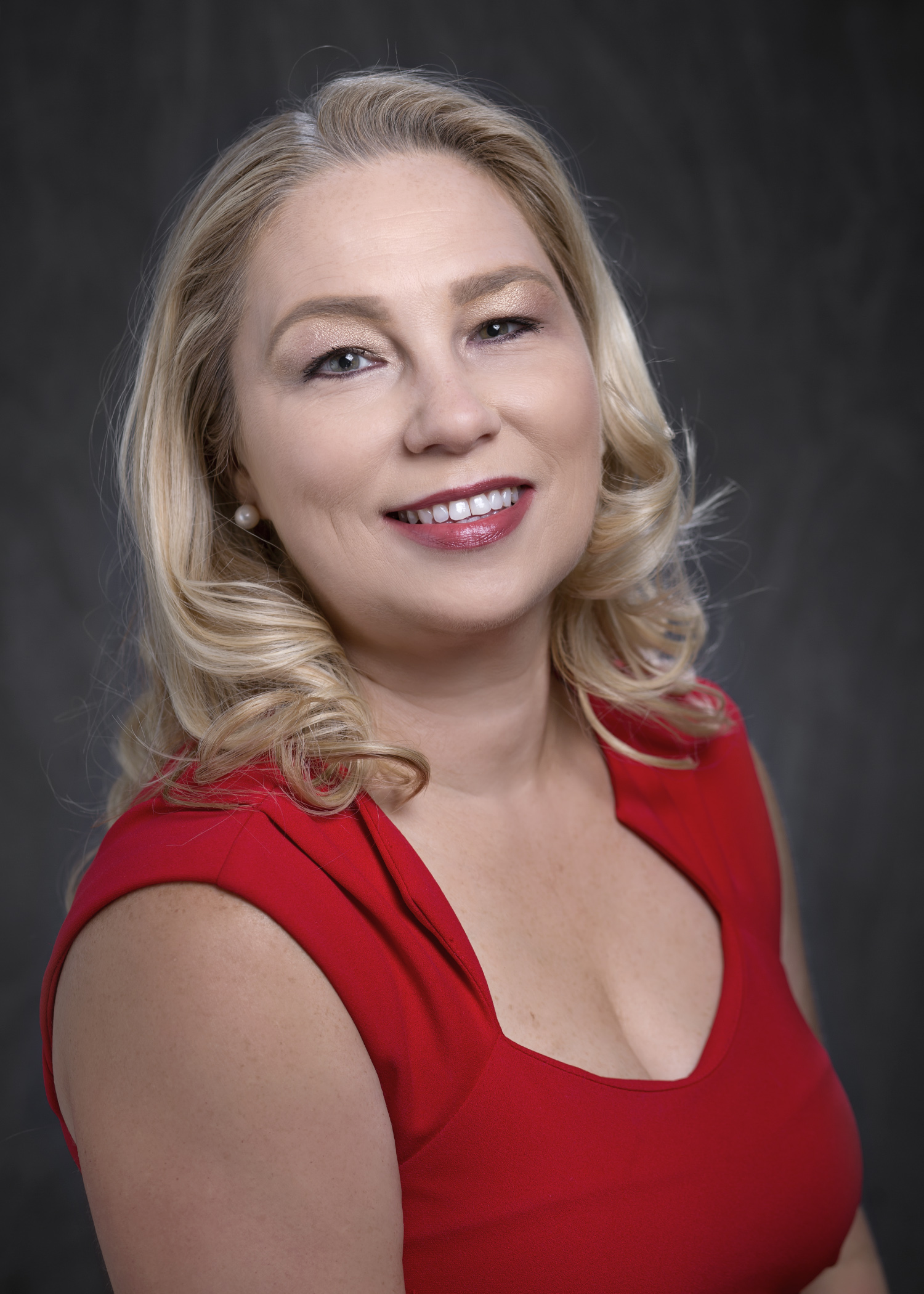 Millican Headshot headshot of Tammy Millican