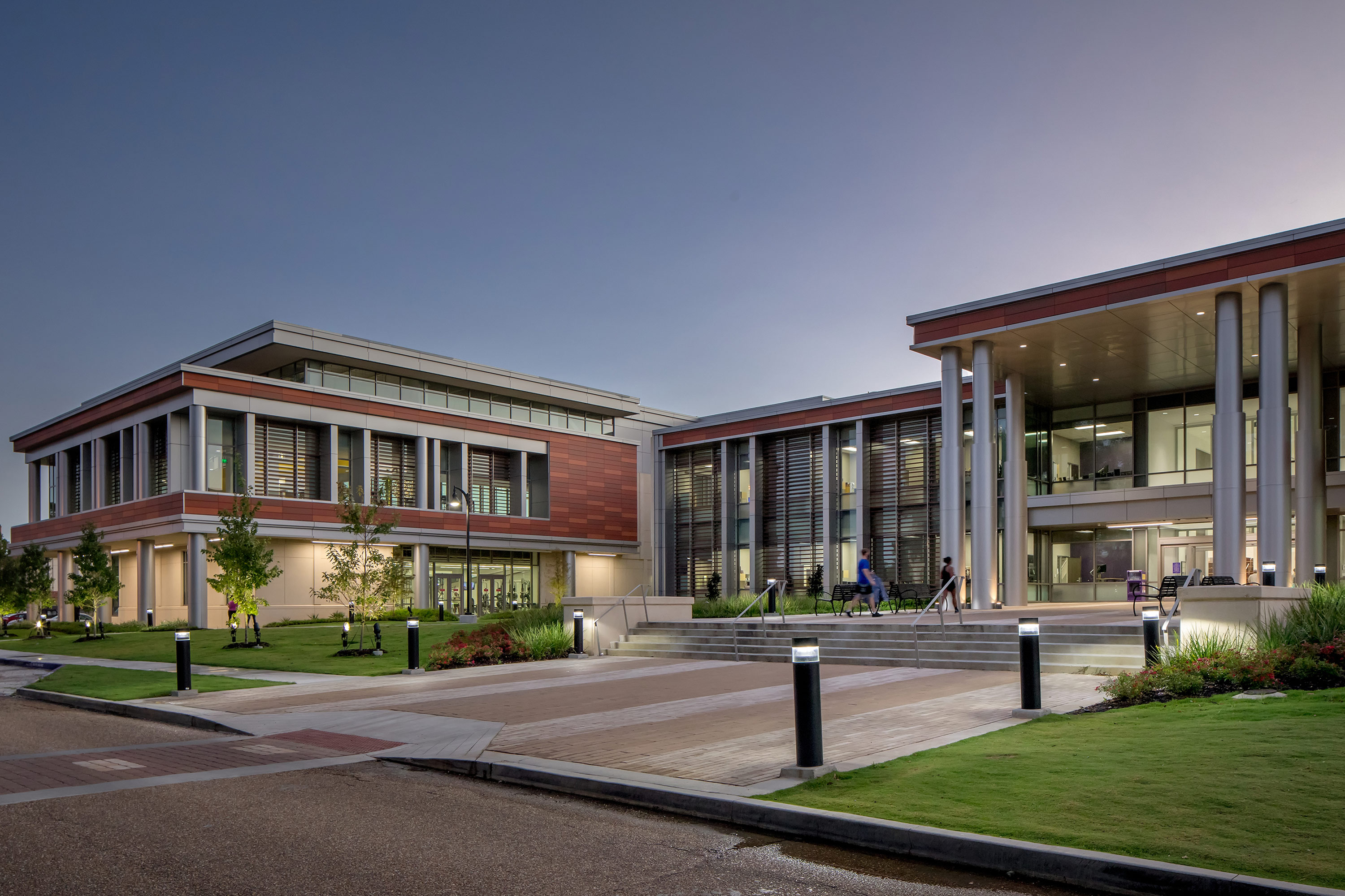 Front entrance to student rec center